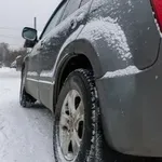 Zimska priprema automobila: Kako voziti bezbedno i uštedeti gorivo