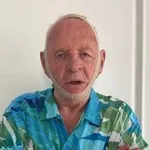 (VIDEO) Entoni Hopkins ismijao masku za lice Kim Kardašijan: Već se osjećam 10 godina mlađe