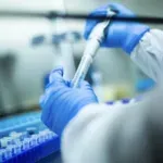 Naučnici prave mikrorobote koji plivaju kroz krv kako bi spriječili moždani udar