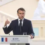 Strah od Rusije: Makron uvodi dobrovoljni vojni rok