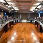 Nestabilnu većinu održavaju stabilni partijski interesi