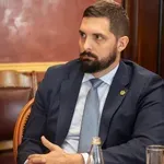 Leković: DPS dobro zna da je Banićević odbornik sve dok se novi mandati formalno ne verifikuju