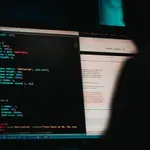 Odbijen najveći hakerski napad u istoriji dan prije nove drame na internetu