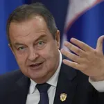 Dačić: Nedopustiva karikatura na naslovnoj strani "Hrvatskog tjednika", ismijavanje srpskih žrtava