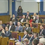 Nekada najjaču partiju u kratkom roku napustila dva poslanika: Talase napuštanja DPS-a pokrenuo Duško Marković