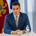 Šćekić: Crna Gora primjenjuje stroge međunarodne standarde u avijaciji