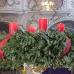 Božićne tradicije širom svijeta: Od KFC-a do surfinga Deda Mraza, knedli i urnebesno glupih poklona