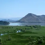 Nadzornici spasili tri osobe na Skadarskom jezeru