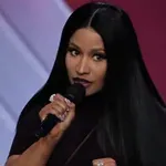 Niki Minaž na meti kritika: Zbog politike "nestala" sa Instagrama