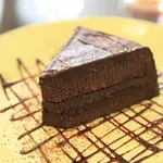 Pripremite čokoladnu tortu bez brašna za samo nekoliko minuta