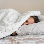 Kako vam spavanje u hladnoj sobi može pomoći da smršate