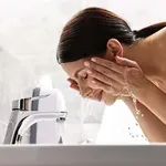 Vruća ili hladna voda: Šta je bolje za zdravlje vaše kože