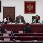 (VIDEO) Pavićević i Kalezić napustili DNP, nastaviće kao nezavisni odbornici