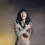 Lorin objavila transcendentalni novi singl “Feels Like Heaven”