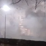 "Varvari" bakljama zasuli zgradu Opštine, traže odlazak Spalevića