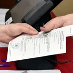 Partije daleko od dogovora, građani se ne pitaju