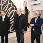 Pitanje i kontrapitanje linijom i bojom