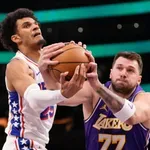 Lejkersi dobili Filadelfiju, Dončić se povrijedio