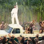 Bed Banijev nastup na Superboulu uključivao pravo vjenčanje; Trampu se nije dopalo: "Apsolutno užasno"