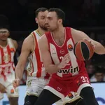 Poraz Zvezde od Olimpijakosa, Pariz iznenadio Barselonu