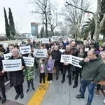 (VIDEO/FOTO) Protest grupe građana protiv Zakona o obaveznoj imunizaciji djece