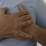 Četiri znaka mogu da ukazuju na srčani udar