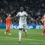 I Sosijedad u nizu Reala