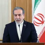 Arakči: Iran neće podleći pritiscima SAD-a