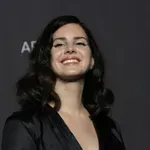 (VIDEO) Lana Del Rej objavila singl “White Feather Hawk Tail Deer Hunter”