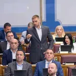 DPS: Predlog Vlade nerazuman, predložićemo produžetak roditeljskog odsustva