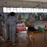 Leskovac: Penzionerima i socijalno ugroženim licima isporučeno 274.440 paketa u vrednosti 319,3 miliona dinara