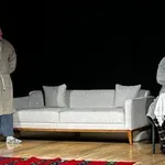 Kuršumlijska publika uživala u predstavi Večeras smo sami