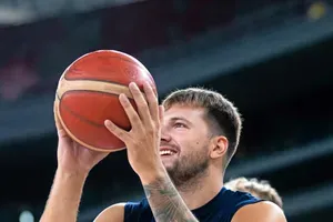 Dončić praznih rok, Jokić znova najkoristnejši igralec lige NBA