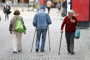 Furs pobral skoraj šest milijard evrov pokojninskih prispevkov. Kolikšni sta najnižja in najvišja pokojninska osnova?