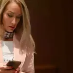 Familija Hot se pripravlja na volitve: ko Meira, napadalka na novinarje, najame Tijano