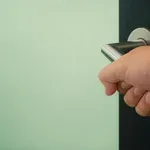 Hodite ponoči na stranišče? Je to bolezen?