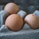 Vlada hoda po jajima: Cene opet skaču?