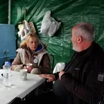 Deveti dan štrajka glađu Dijane Hrke, tvrdi da je bačen topovski udar