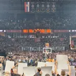Partizan: Arenom se orili podrška Obradoviću i pogrde na račun Vučića (video)