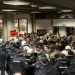 Amnesti internešenel: U Srbiji vlast zastrašuje novinare i demonstrante