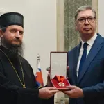 Unaprediš Aleksandra Vučića u „novomučenika“ i dobiješ milione