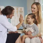 „Medicinske pustinje“ i manjak pedijatara u Srbiji: Planskog rešenja ni od korova