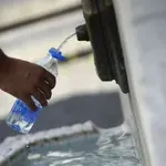 Zvog havarije na cevovodu bez vode u Čačku i okolini ostalo oko 220.000 ljudi