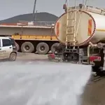 Protest u Ratini kod Kraljeva: Vodenim mlazom iz cisterne na vlasnike parcela