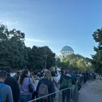 Pojas Presvete Bogorodice do sutra u Beogradu: Na celivanje se i dalje čeka više od osam sati