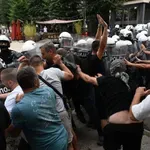 MUP: U Užicu su povređena dva policajca