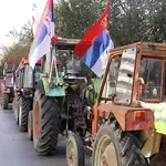 Traktorima na miting SNS-a u Novom Sadu: Nadnica od 500 evra