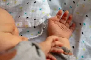 Divne vesti iz Betanije: Rođeno 18 beba, među njima i dva para blizanaca
