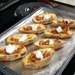 VIDEO: Krompir "u gaćama" zapečen u rerni, sa sirom i suvim vratom