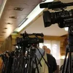 Veštačka inteligencija i novinarstvo: Izvor (dez)informacija